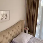Lejlighed Magheru Cozy New 2 Bukarest