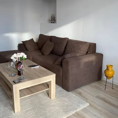 Magheru Cozy New 2 Apartment *